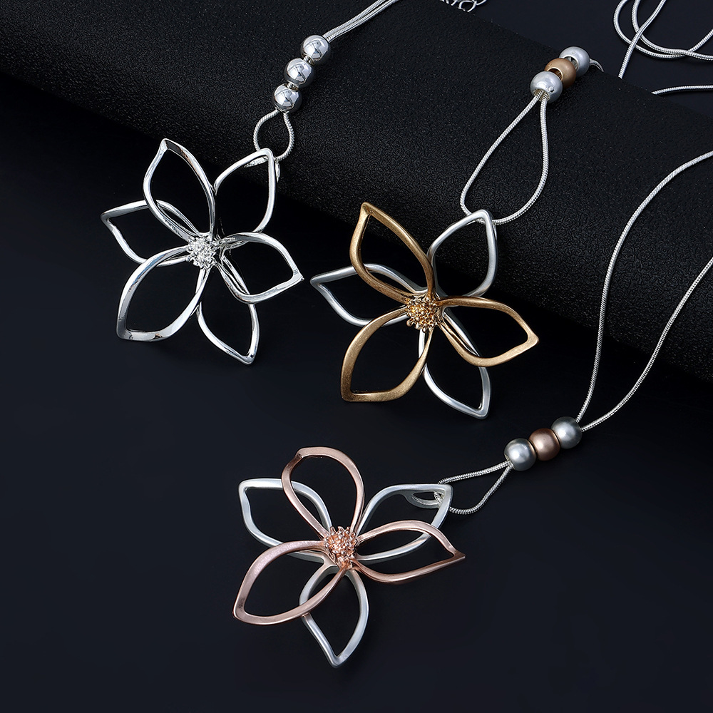 Foreign Trade 2021 New Women's Dress Accessories Korean Style Alloy Flash Rope Women's Handmade Natural Stone Short Clavicle Necklace