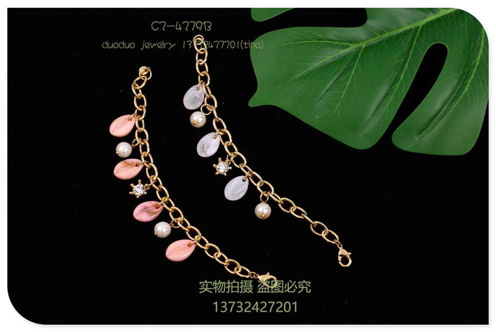 A Lot of Ornament Natural Stone Bracelet Simple Wild Alloy Thick Straps Bracelet Girls Fashion Ornament A Lot of Ornament Natural Stone Bracelet Simple Wild Alloy Thick Straps Bracelet Girls Fashion Ornament