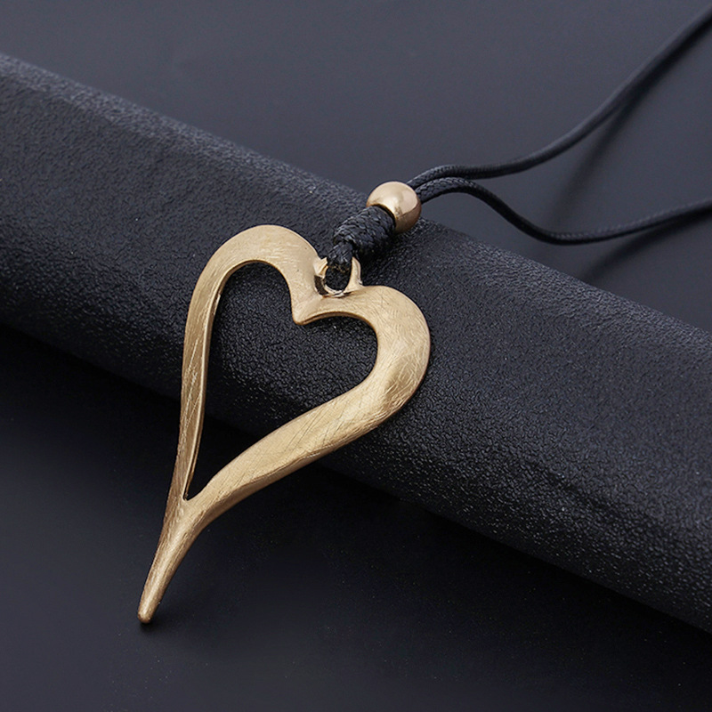 2021 Autumn and Winter New Necklace European and American Retro Natural Stone High-Grade Tassel Sweater Chain Ladies Alloy Long Necklace