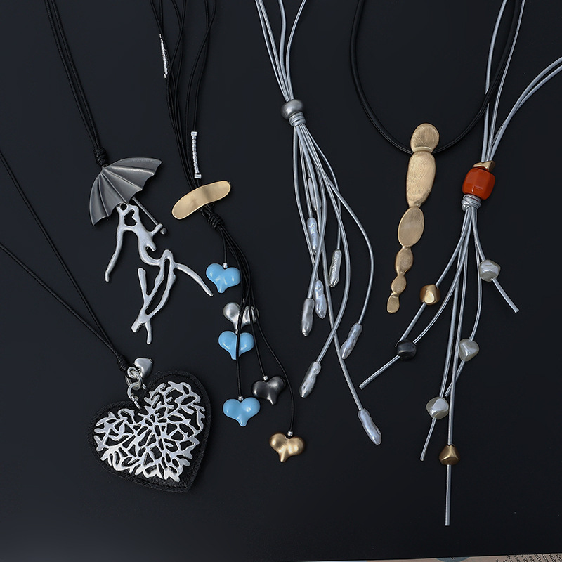 2021 Autumn and Winter New Necklace European and American Retro Natural Stone High-Grade Tassel Sweater Chain Ladies Alloy Long Necklace