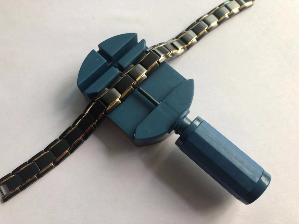 Pure Titanium Alloy Bracelet Wholesale Factory European and American 591 Elements Four-in-One Negative Ion Magnetic Germanium Stone Bracelet Men