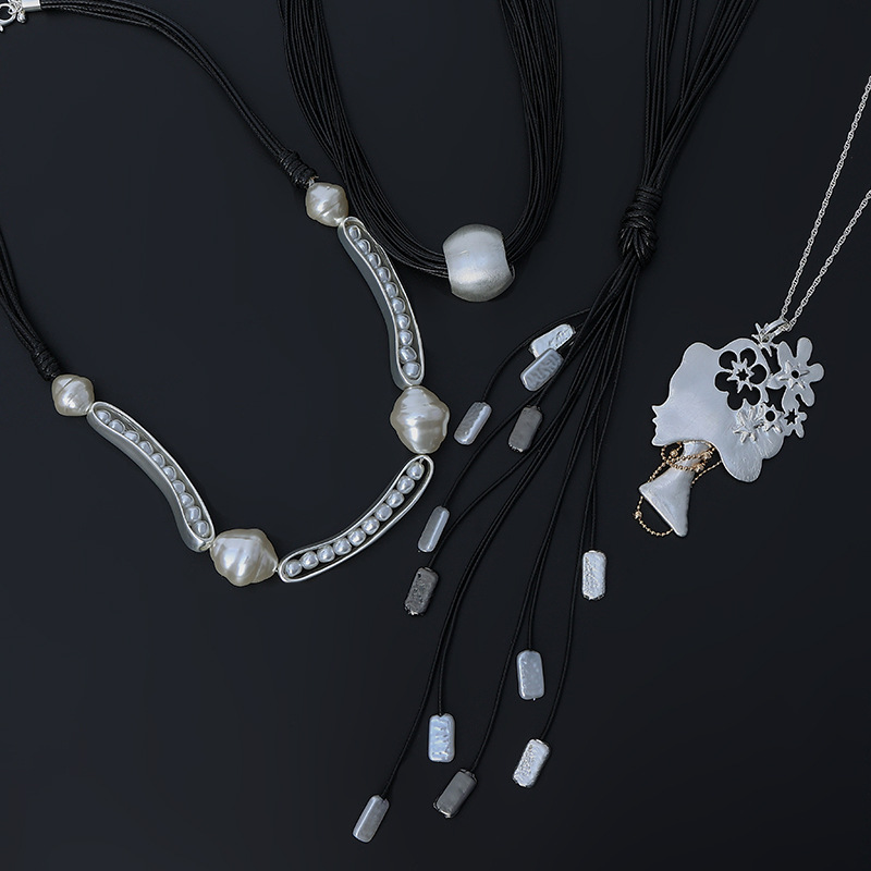 2021 Autumn and Winter New Necklace European and American Retro Natural Stone High-Grade Tassel Sweater Chain Ladies Alloy Long Necklace