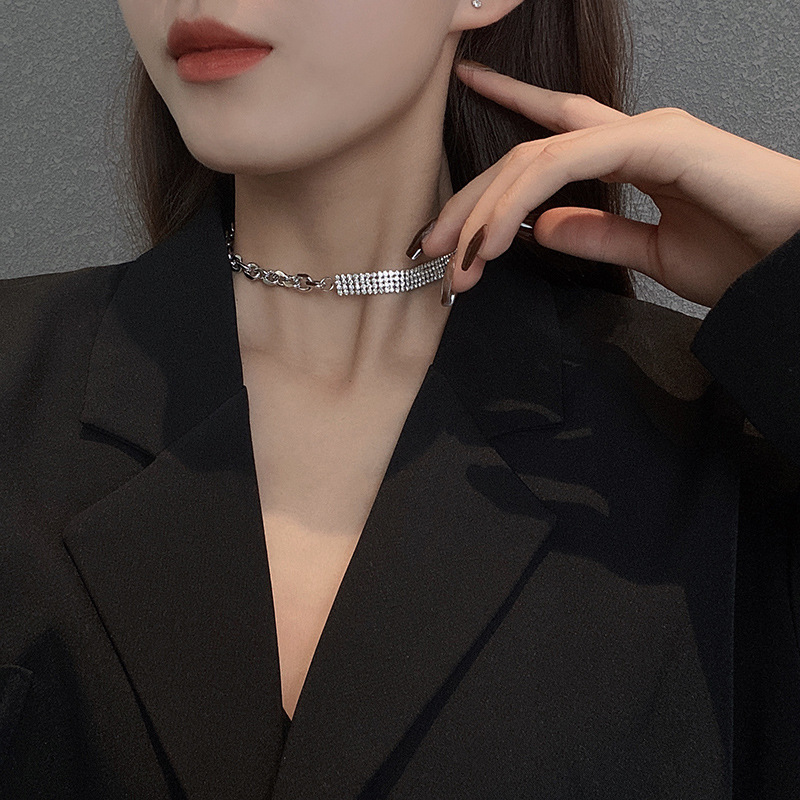 Necklace for Women Special-Interest Design Lock Full Diamond Bone Chain Personality Simple Choker Short Neckband Ornament