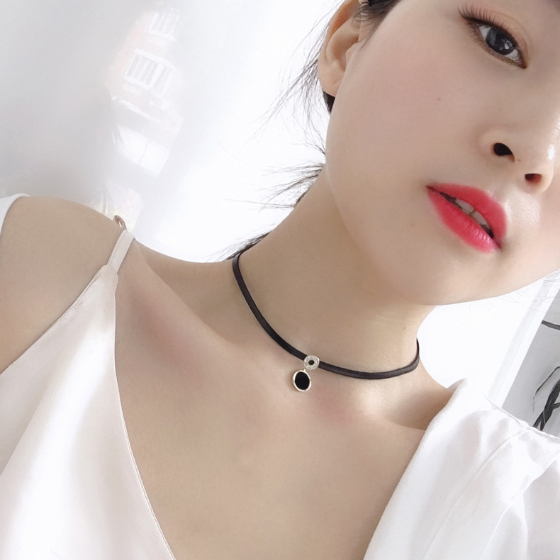 Korean Style Choker Neck Necklace Female Clavicle Chain Short Neckband Black Dark Series Internet Celebrity Decorative Necklace Tide
