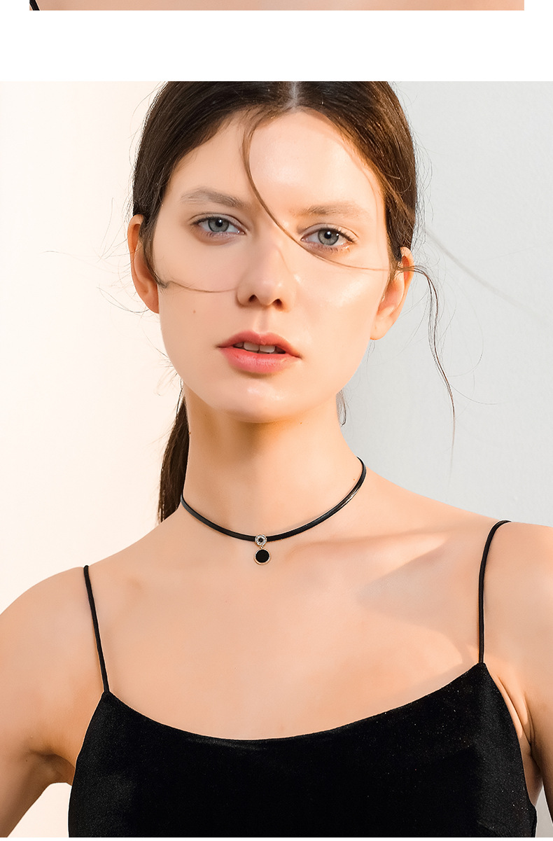Korean Style Choker Neck Necklace Female Clavicle Chain Short Neckband Black Dark Series Internet Celebrity Decorative Necklace Tide