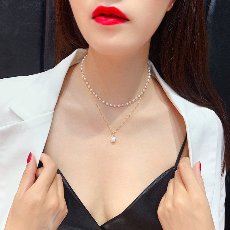 Double pearl Collarbone necklace Choker choker necklace with simple and short neck