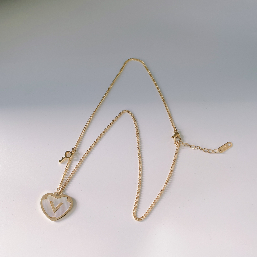 New K Gold Necklace Heart Shell Inlaid Titanium Steel Choker Key Love Series All-Match Fashion Trendy Women