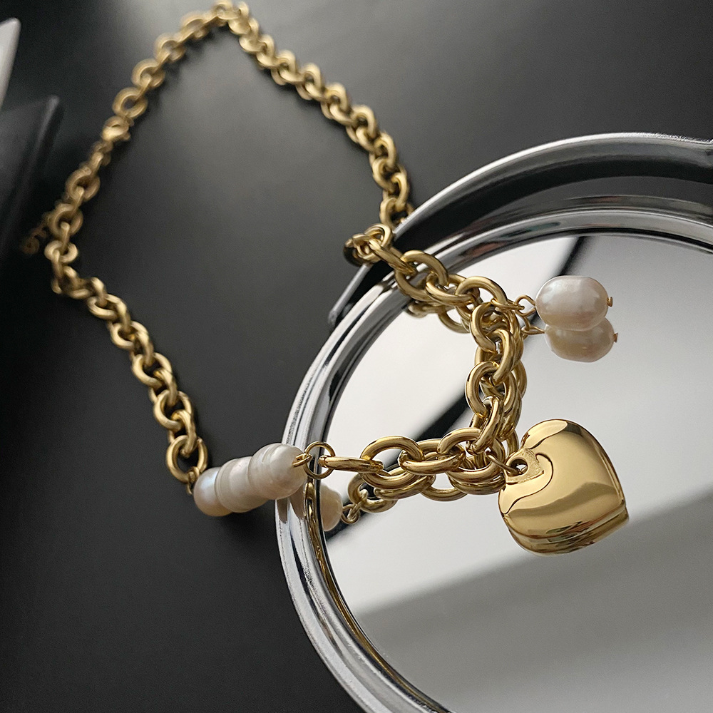 European and American Fashion Titanium Steel No Fading Chain Pearl Stitching Love Choker Female Ins Gentle Temperament Clavicle Chain
