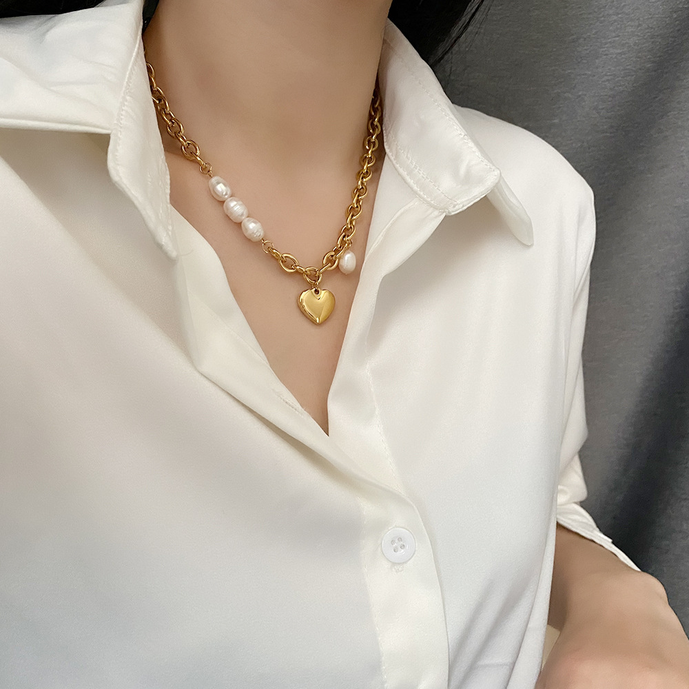 European and American Fashion Titanium Steel No Fading Chain Pearl Stitching Love Choker Female Ins Gentle Temperament Clavicle Chain