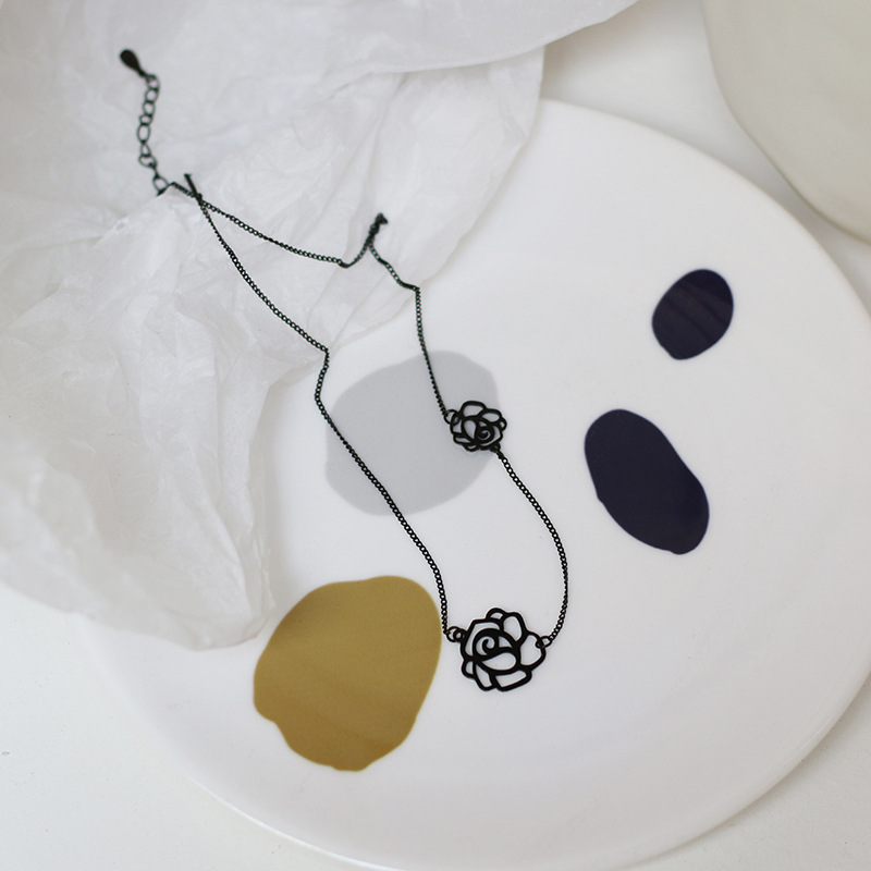 Homemade Black Cut-out Elegant Camellia Necklace Choker Necklace Clavicle Chain Titanium Steel Plated Black Gold 14K Hair Generation Homemade Black Cut-out Elegant Camellia Necklace Choker Necklace Clavicle Chain Titanium Steel Plated Black Gold 14K Hair Generation