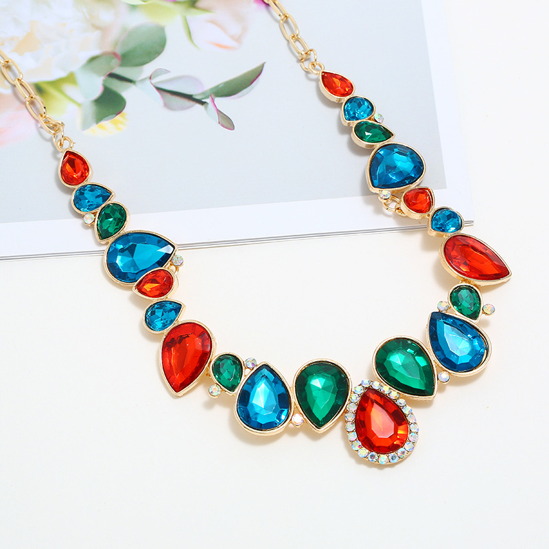 European and American exaggerated necklace collarbone chain short style female decorative necklace drop set diamond alloy jewelry wholesale choker European and American exaggerated necklace collarbone chain short style female decorative necklace drop set diamond alloy jewelry wholesale choker