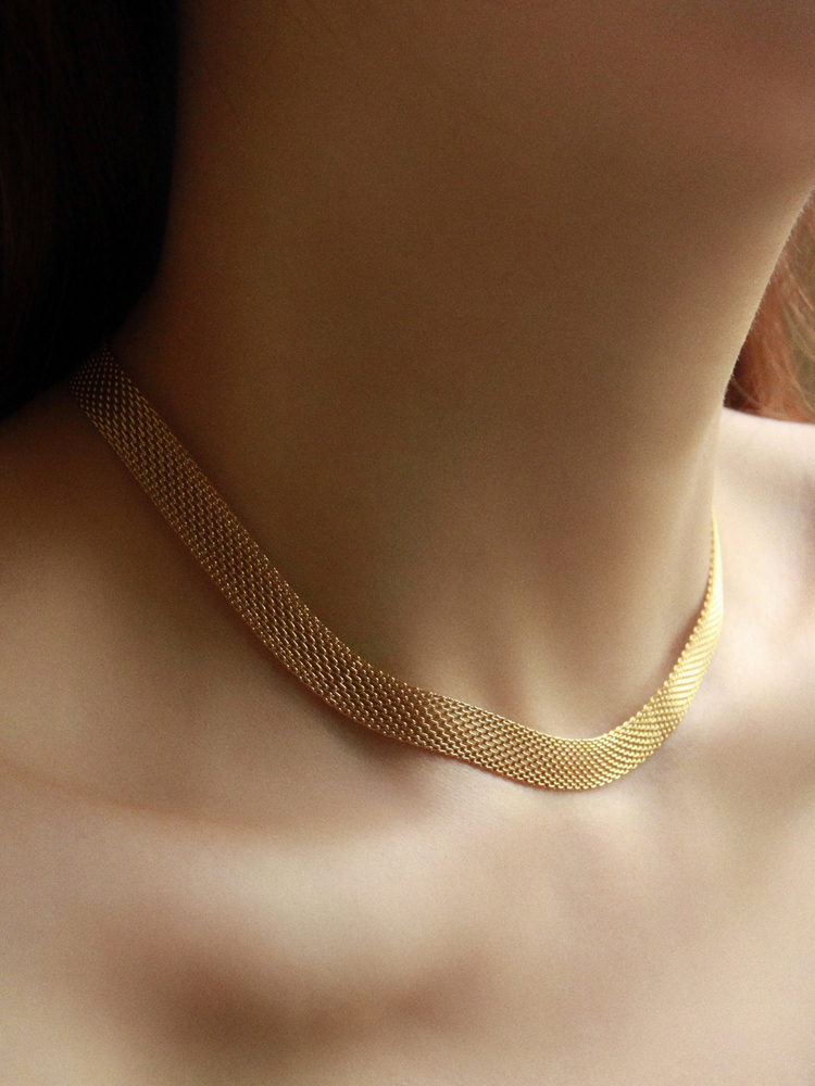 European and American Simple Hollow Wide Metal Necklace Female Choker Necklace Clavicle Chain Ins Tide Titanium Steel Necklace Collar European and American Simple Hollow Wide Metal Necklace Female Choker Necklace Clavicle Chain Ins Tide Titanium Steel Necklace Collar