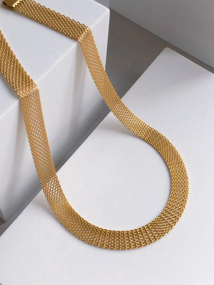 European and American Simple Hollow Wide Metal Necklace Female Choker Necklace Clavicle Chain Ins Tide Titanium Steel Necklace Collar European and American Simple Hollow Wide Metal Necklace Female Choker Necklace Clavicle Chain Ins Tide Titanium Steel Necklace Collar