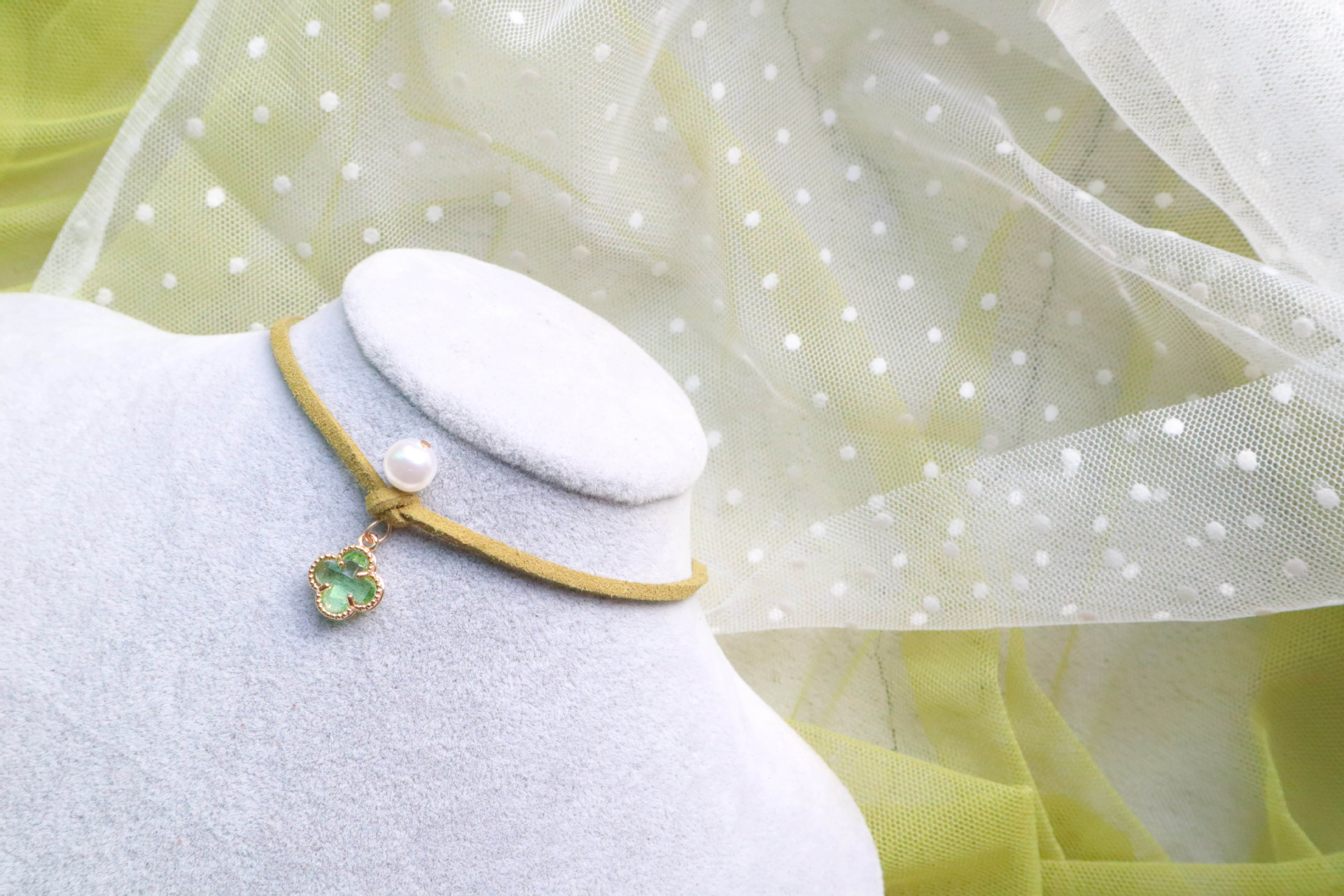 New Accessories Spring Color Super Fairy Mori Girl Crystal Green Leaf Pendant Choker Necklace Clavicle Chain Necklace