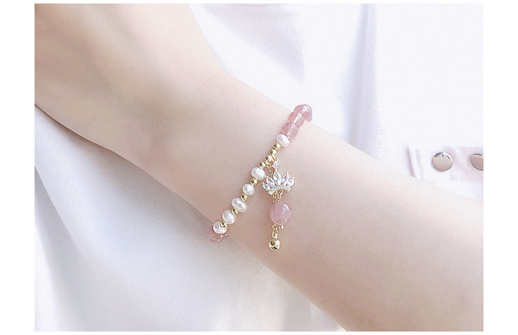 New strawberry crystal bracelet String natural freshwater Pearl zircon Adjustable Elastic retro Ins Design girl