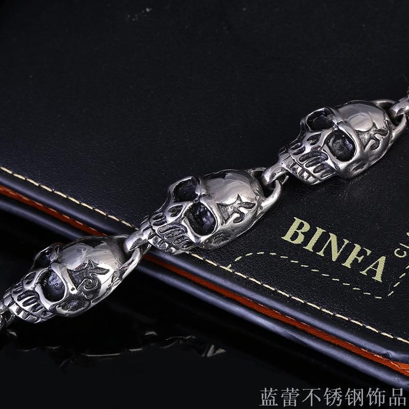 Europe and the United States jewelry bracelet skull bracelet men titanium steel creative stainless steel bracelet