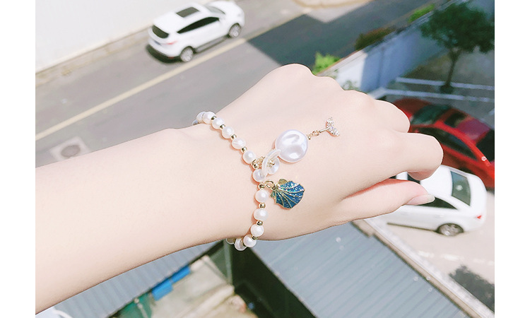 New bracelet hand natural freshwater pearl crystal strawberry crystal shell fish elastic adjustable girl