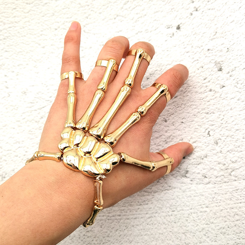 European and American Popular Halloween Bracelet Punk Exaggerated Ghost Hand Skull Bracelet Metal Texture Mitten-Type Bracelet Female