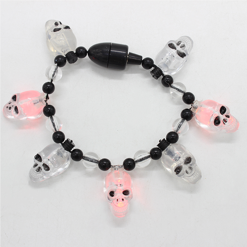 ZD Halloween Luminous Bracelet Skull Lighting Chain Manufacturer Foreign Trade Popular Style LED Luminous Bracelet Magnet Bracelet