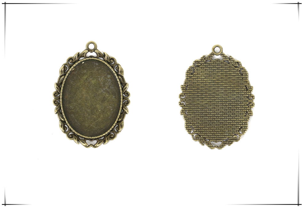 2021 Foreign Trade New Retro Environmentally Friendly Zinc Alloy Base Support DIY Time Gem Cabochon Necklace Keychain Accessory Accessories