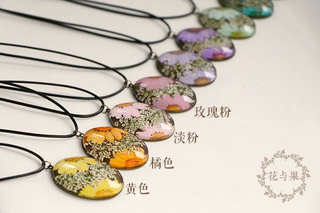 Time gem really dried flower necklace