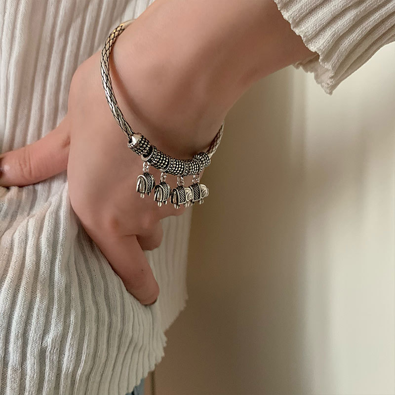 Retro Elephant Ethnic Style Bracelet Flower Tassel Pendant Distressed Ins Female Heavy Industry Fashion Temperament Hand Jewelry Retro Elephant Ethnic Style Bracelet Flower Tassel Pendant Distressed Ins Female Heavy Industry Fashion Temperament Hand Jewelry