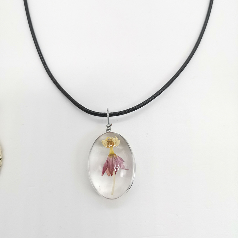 New beautiful simple plant eternal life flower dance spend time gem dry flower pendant necklace girl adorn article