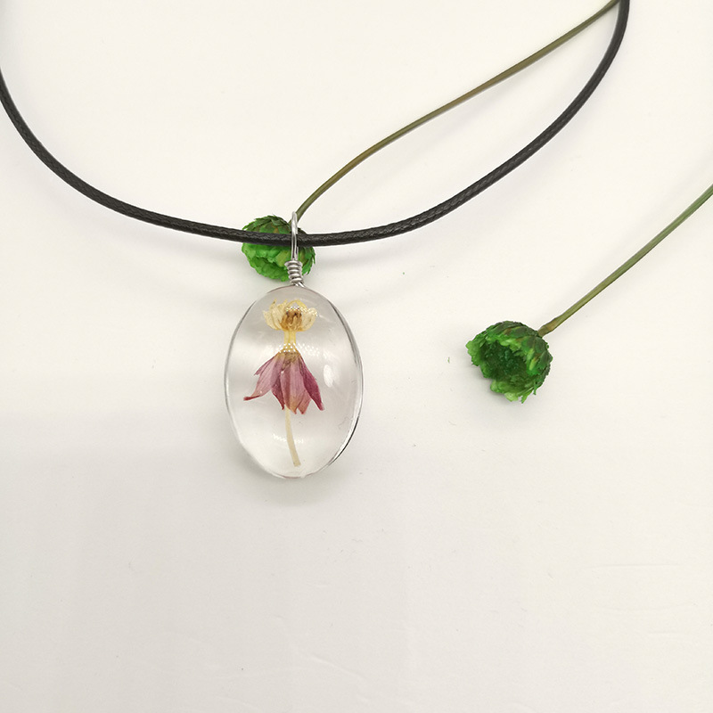 New beautiful simple plant eternal life flower dance spend time gem dry flower pendant necklace girl adorn article