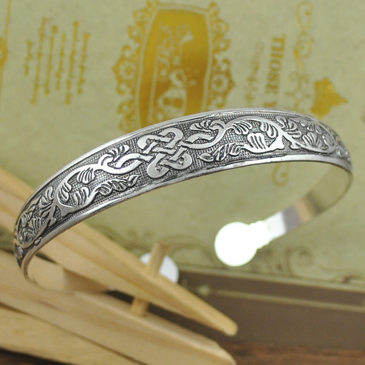 Tibetan Silver Bracelet Miao Silver Jewelry Vintage Engraving Open Women's Bracelet Carving Dragon and Phoenix Stall Wholesale Supply Ethnic Style Jewelry
