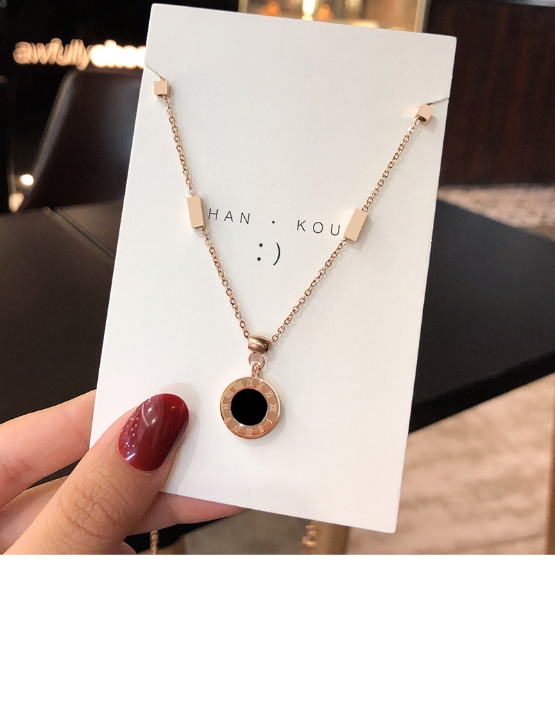 2020 New Fashion Compass Necklace Female Clavicle Chain Simple Temperament Black Agate Pendant Niche Design Necklace 2020 New Fashion Compass Necklace Female Clavicle Chain Simple Temperament Black Agate Pendant Niche Design Necklace