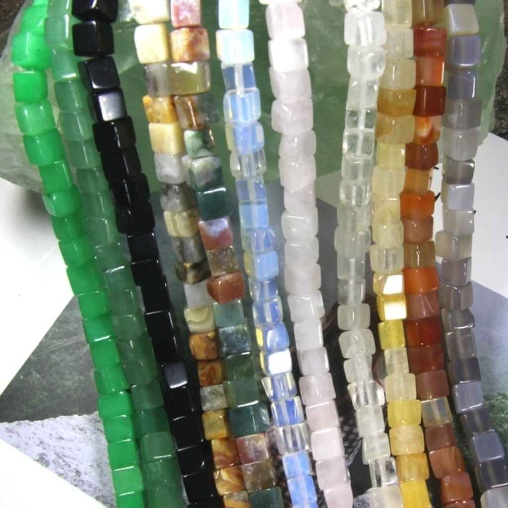 Natural ore white yellow powder crystal grey black red crazy agate India 6mm Square bead DIY accessories Natural ore white yellow powder crystal grey black red crazy agate India 6mm Square bead DIY accessories