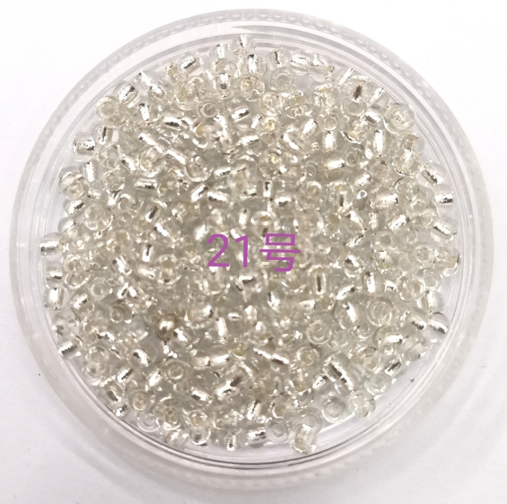 Small Rice-Shaped Beads Glass Crystal Beads Color Scattered Beads DIY Beaded Bracelet/Necklace Material Clothing Shoes and Hat Decoration Small Rice-Shaped Beads Glass Crystal Beads Color Scattered Beads DIY Beaded Bracelet/Necklace Material Clothing Shoes and Hat Decoration