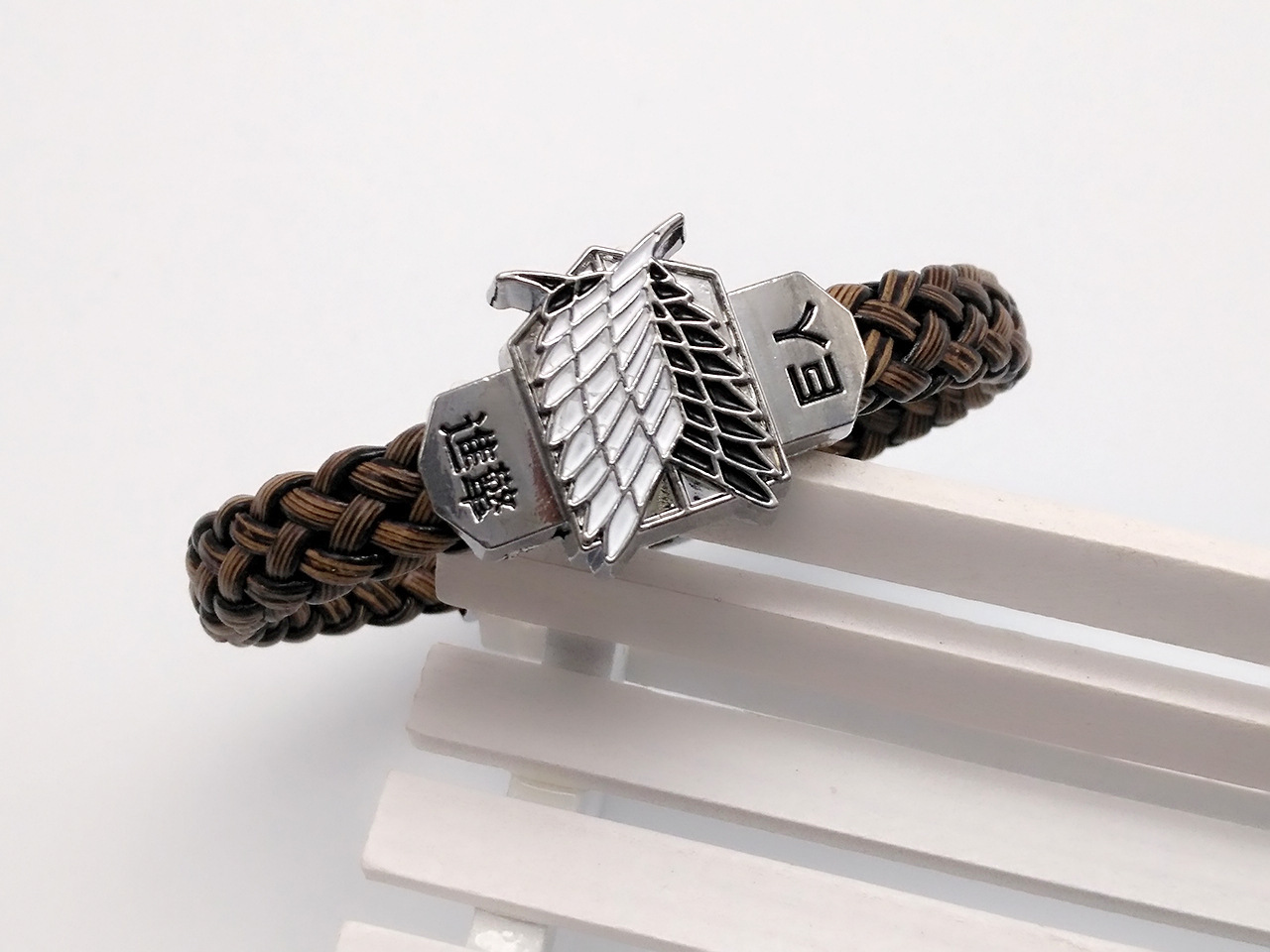 D026 Anime Peripheral Attack Giant Leather Bracelet European And American Personalized Punk Exaggerated Bracelet