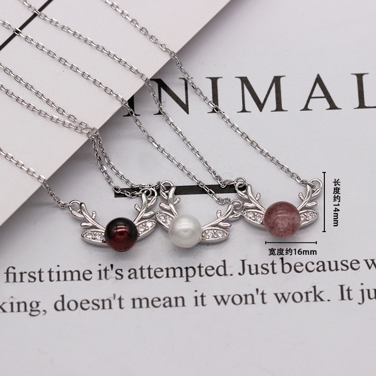 S925 pure silver platinum-plated strawberry crystal garnet elk necklace simple and versatile fashion valentine's day gift from Japan and Korea