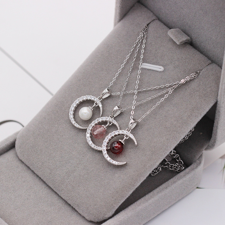 S925 pure silver plated platinum garnet crescent moon necklace simple and grace valentine&#039;s day gift from Japan and Korea