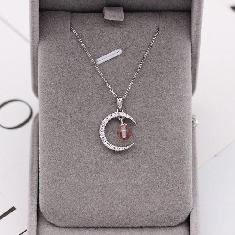 S925 pure silver plated platinum garnet crescent moon necklace simple and grace valentine's day gift from Japan and Korea S925 pure silver plated platinum garnet crescent moon necklace simple and grace valentine's day gift from Japan and Korea