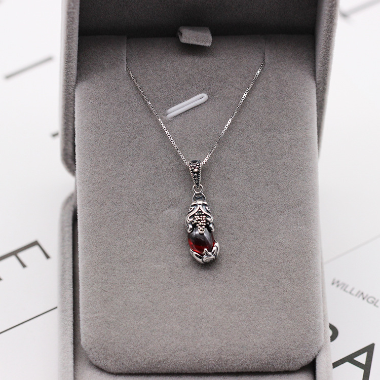 S925 pure silver retro garnet PI xiu necklace simple and versatile fashion valentine&#039;s day gift Japanese and Korean accessories