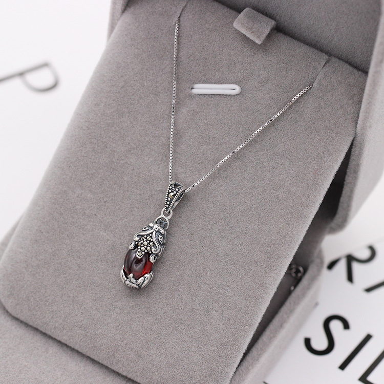 S925 pure silver retro garnet PI xiu necklace simple and versatile fashion valentine&#039;s day gift Japanese and Korean accessories