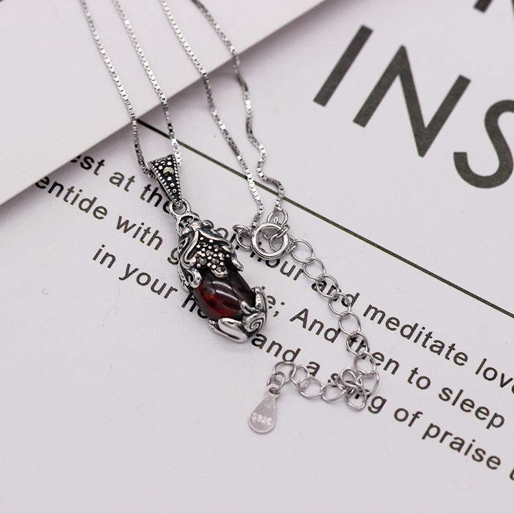 S925 pure silver retro garnet PI xiu necklace simple and versatile fashion valentine&#039;s day gift Japanese and Korean accessories
