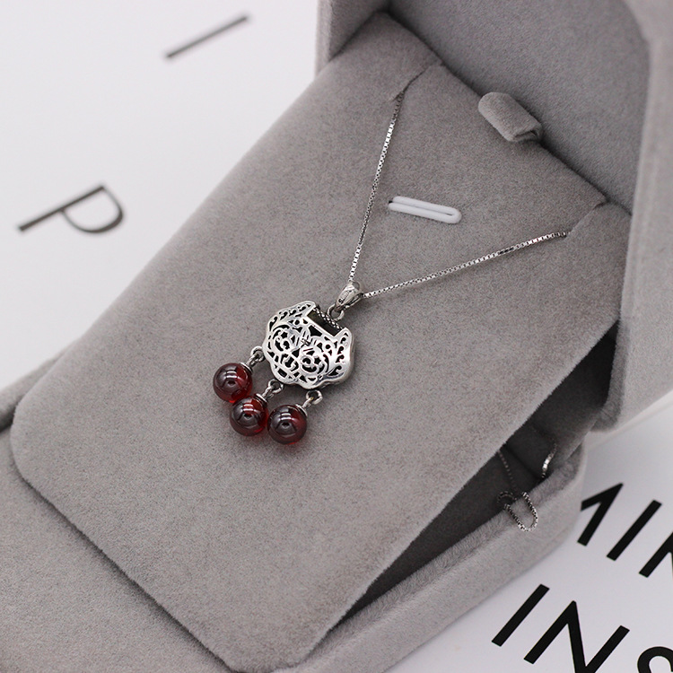 S925 pure silver plated platinum use garnet goldfish necklace simple and stylish valentine &#039;s day gift popular in Chesapeake and Japan