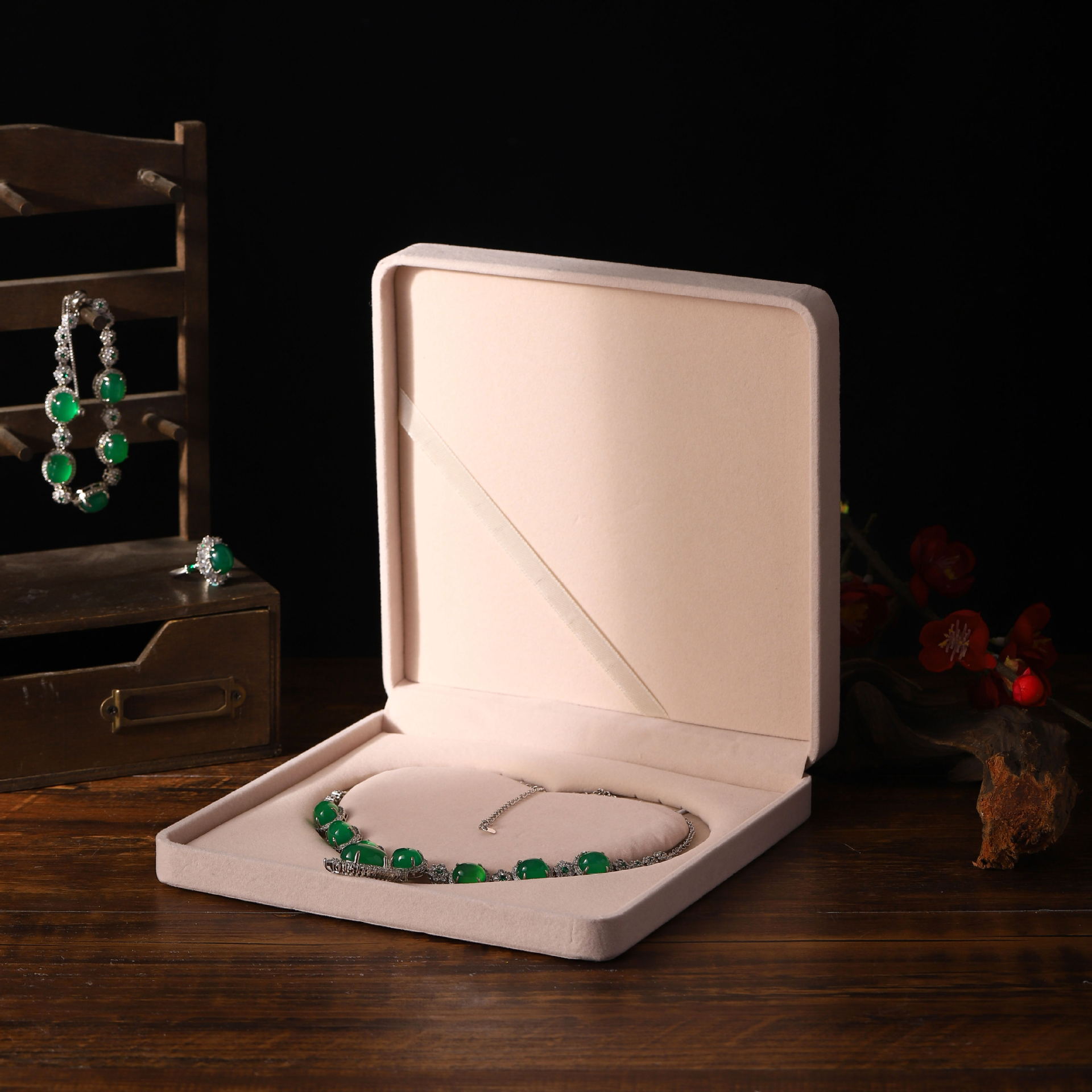 Green Chalcedony Necklace Earrings Inlaid Diamond Bracelet Set Jade Accessory/Jewelry Hetian Jade Chalcedony Four-Piece Set