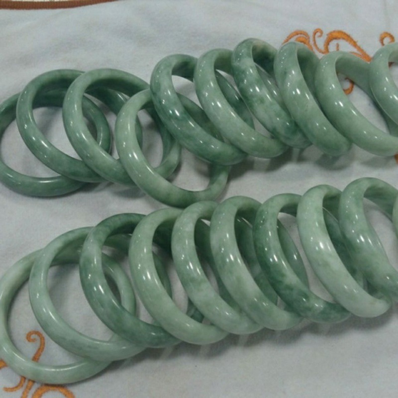 Factory Wholesale Myanmar Jade Bracelet a Goods Floating Flower Jade Bracelet Natural Jade bracelet