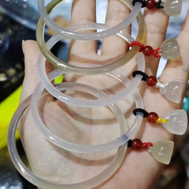 Swallowing Gold Beast Natural Chalcedony Jingle Bracelet Agate Bracelet Very Thin Strip Small Linglong Jade Bracelet Women's Jewelry