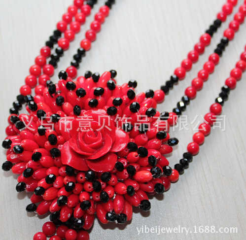 Bay natural coral beads beautiful Camellia three-in-one multi-disc three-breasted necklace necklaces Bay natural coral beads beautiful Camellia three-in-one multi-disc three-breasted necklace necklaces