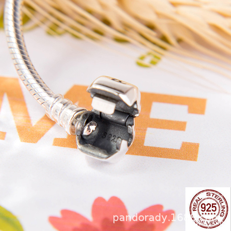 Van Pandora S925 Silver Bracelet 590702hv Classic Square Head Snake Bones Chain DIY with Silver Bead Beads