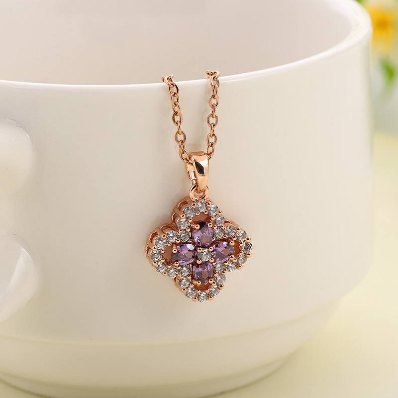 New Style Micro-Inlaid Purple Crystal Flowers Titanium Steel Necklace Women&#039;s Elegant Diamond-Embedded Clover Clavicle Chain Ornament