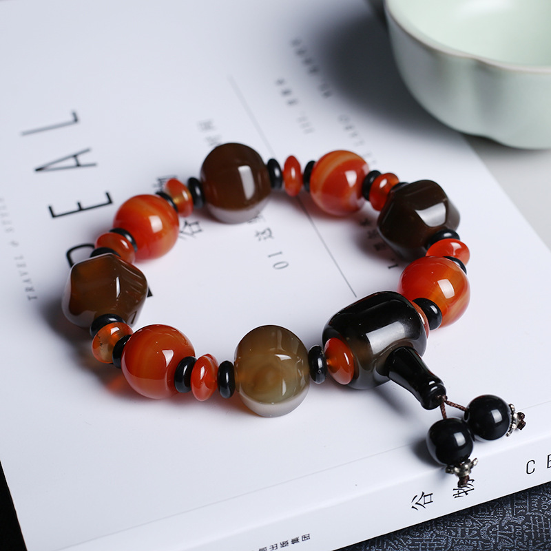 Natural agate bracelet domineer single circle male buddhist beads hand string national wind three eye day beads gift accessories Natural agate bracelet domineer single circle male buddhist beads hand string national wind three eye day beads gift accessories