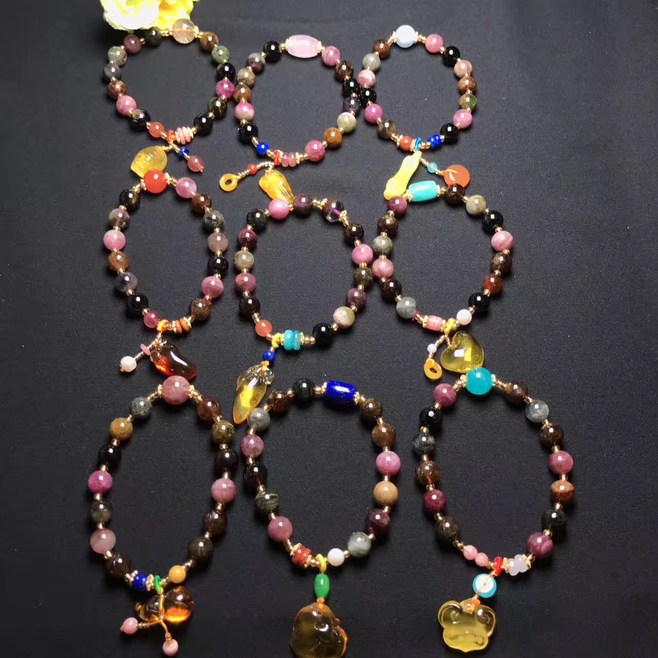 Pure natural Brazilian tourmaline bracelet tourmaline pendant 108 buddhist beads hand string wangfu an object a picture Pure natural Brazilian tourmaline bracelet tourmaline pendant 108 buddhist beads hand string wangfu an object a picture