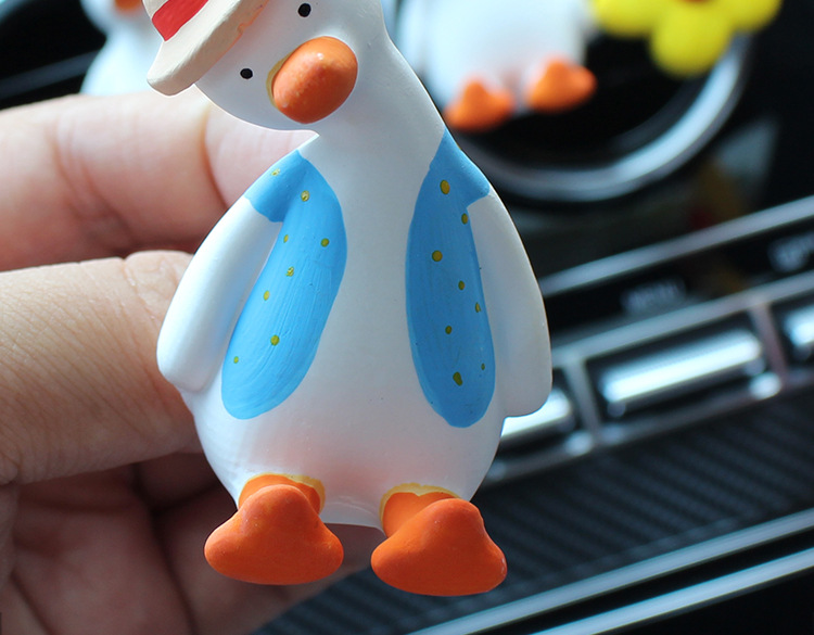 Perfume Cheering Duck Air Conditioner Air Outlet Car Interior Decoration Cute Ornaments Ins Wind inside Fragrant Stone