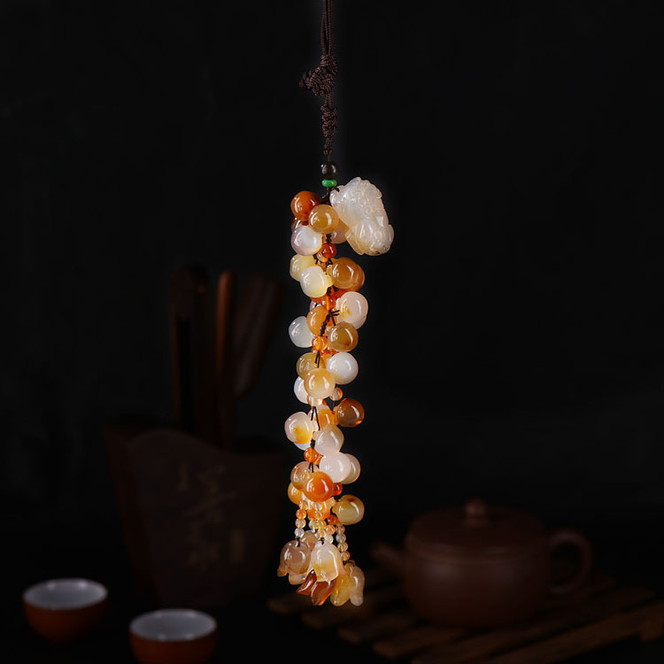 High-grade natural agate jade marrow cart hanging PI xiu apple jade marrow cart hanging High-grade natural agate jade marrow cart hanging PI xiu apple jade marrow cart hanging